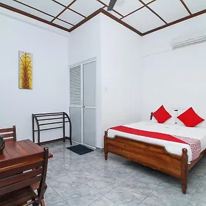 Leo's Dehiwala-Mount Lavinia